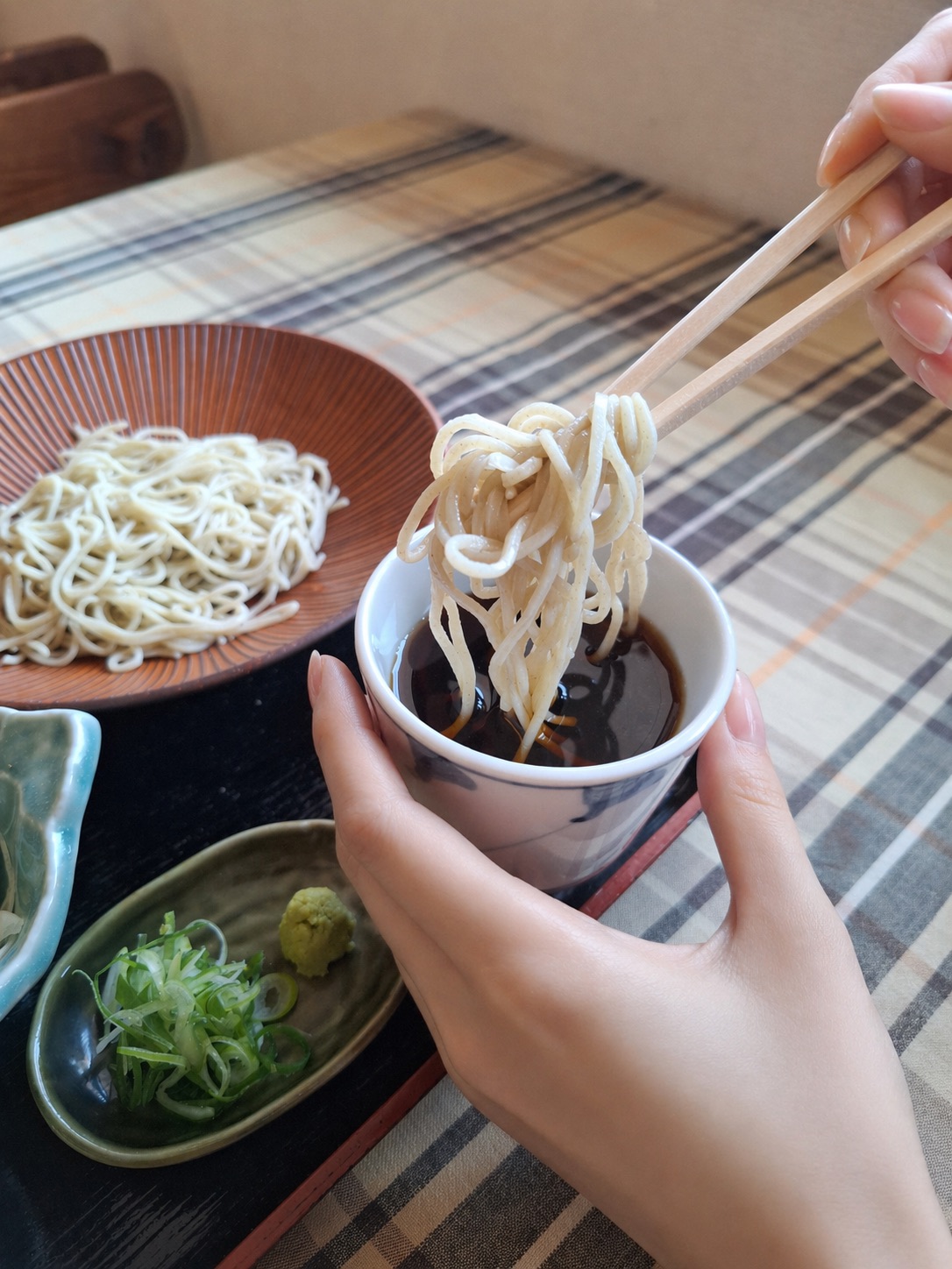本格二八そば